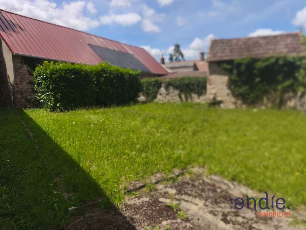 Vente d'une maison 4 pieces (78 m²) a louroux bourbonnais - photo 15