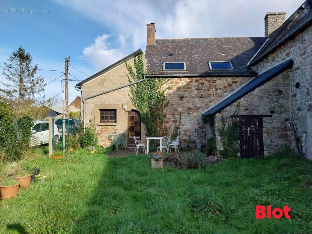 Maison à MONT-DOL