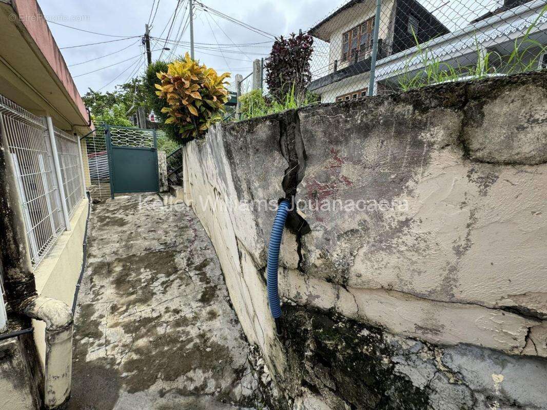 Maison à FORT-DE-FRANCE