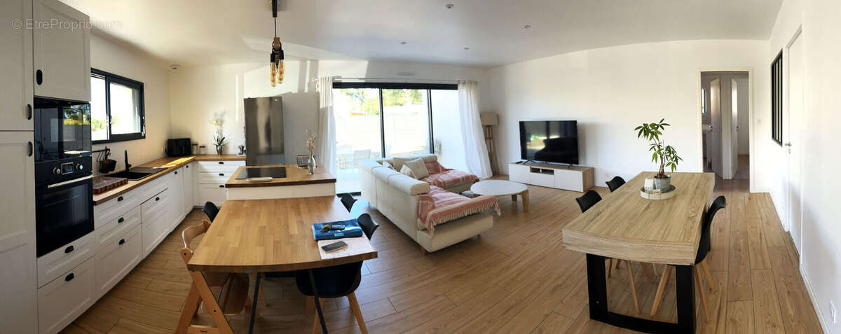 Maison récente de plain-pied - soudan - 103 m² - 535 m² de terrain - photo 3