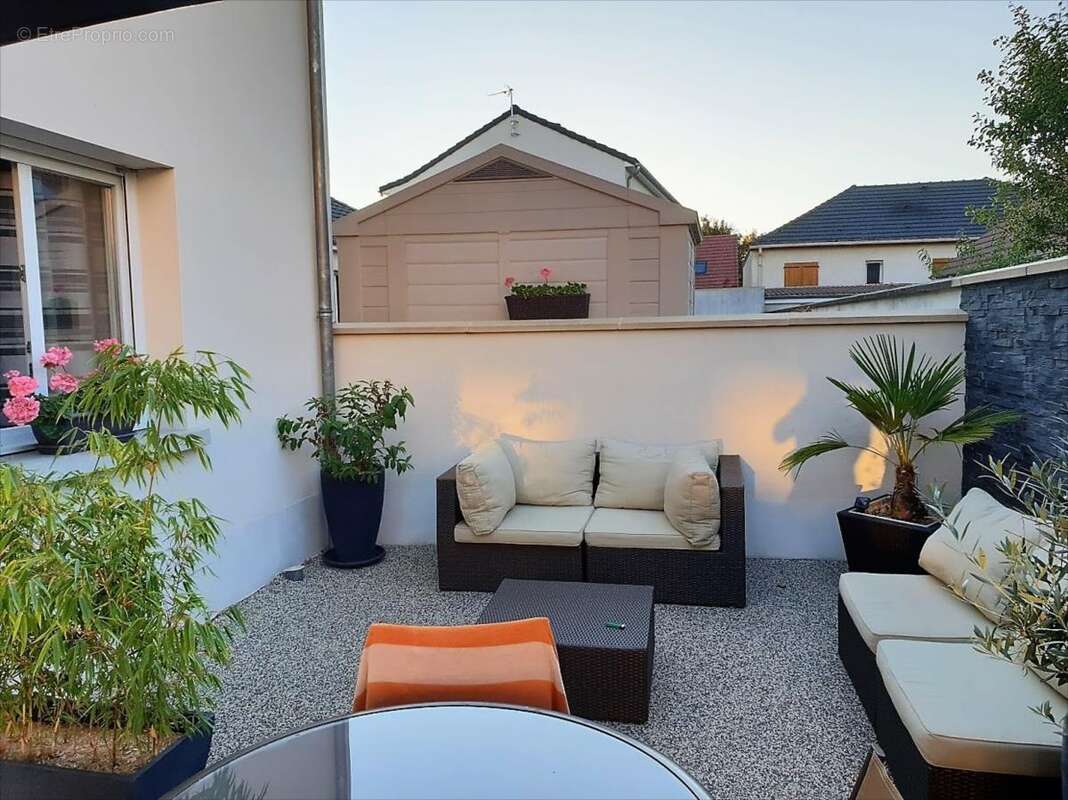 Maison à PRUNAY