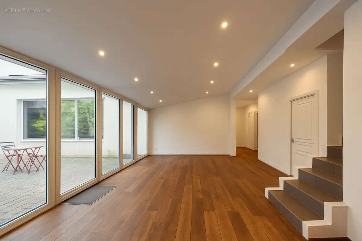 Commerce à BOULOGNE-BILLANCOURT