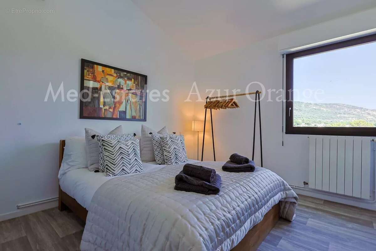 Maison à PLAN-DE-LA-TOUR