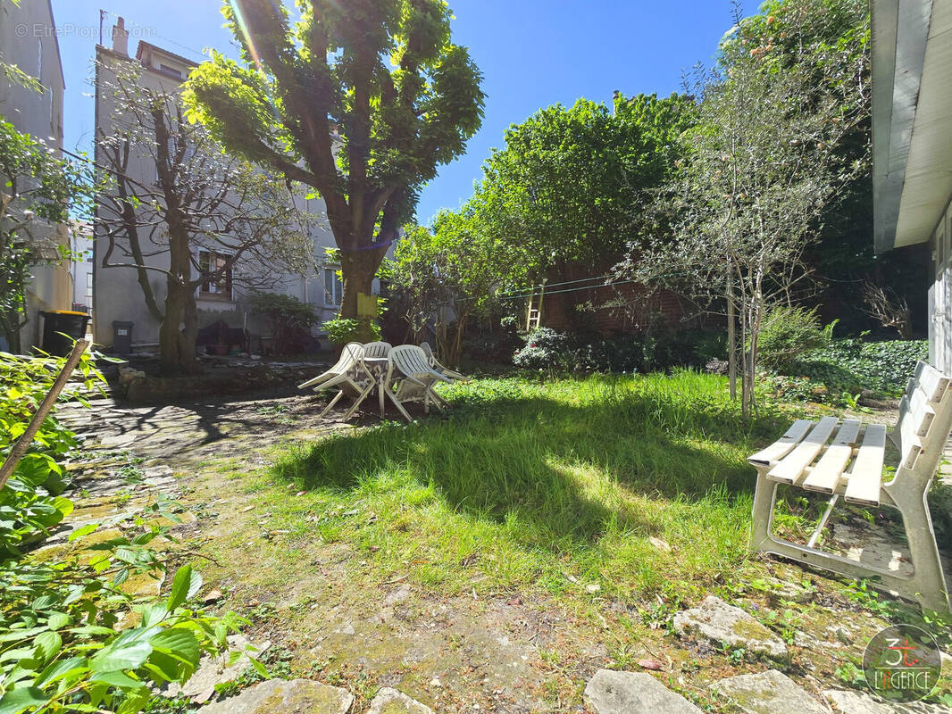 Appartement à FONTENAY-SOUS-BOIS