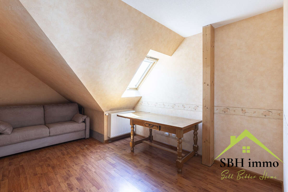 Appartement 103 m² à Wintzenheim  - photo 9