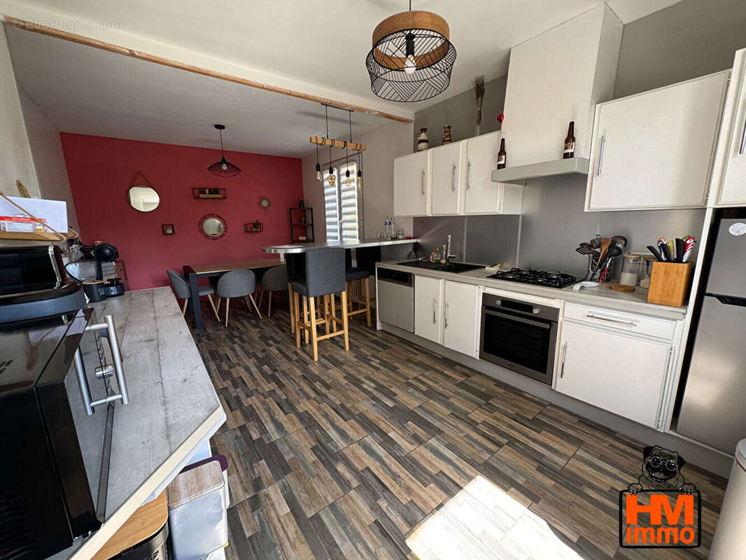 Maison à SAINT-JUNIEN