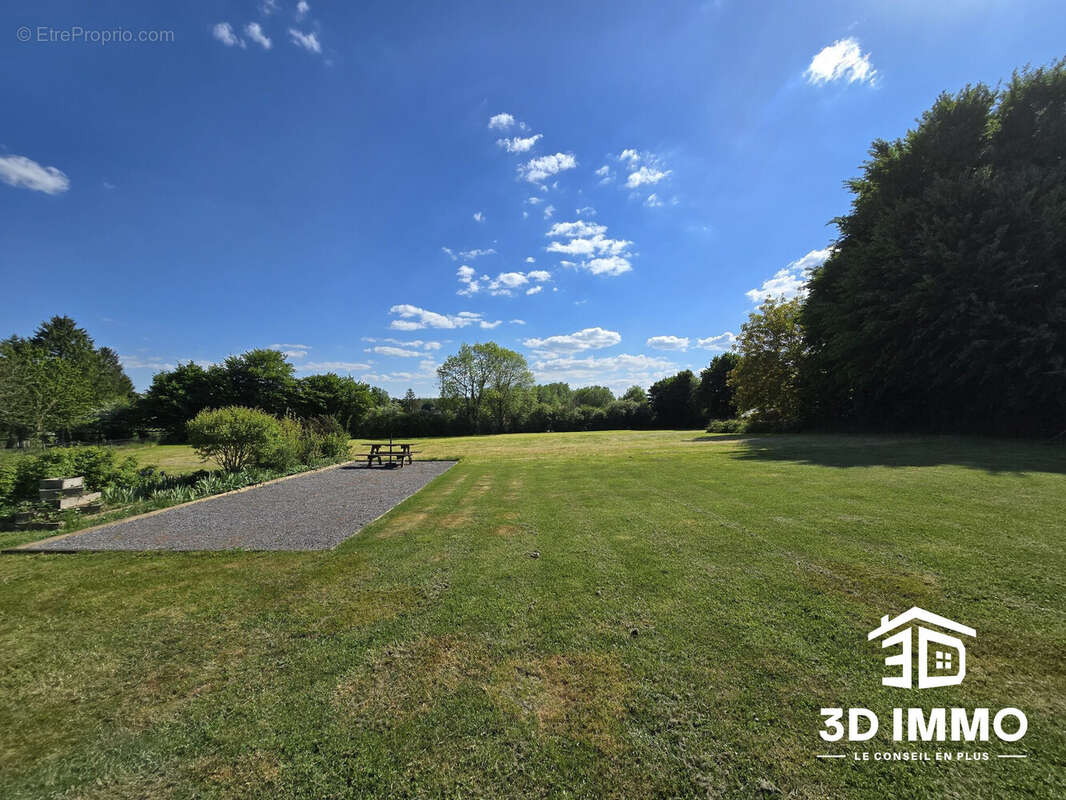 Maison à SARS-POTERIES