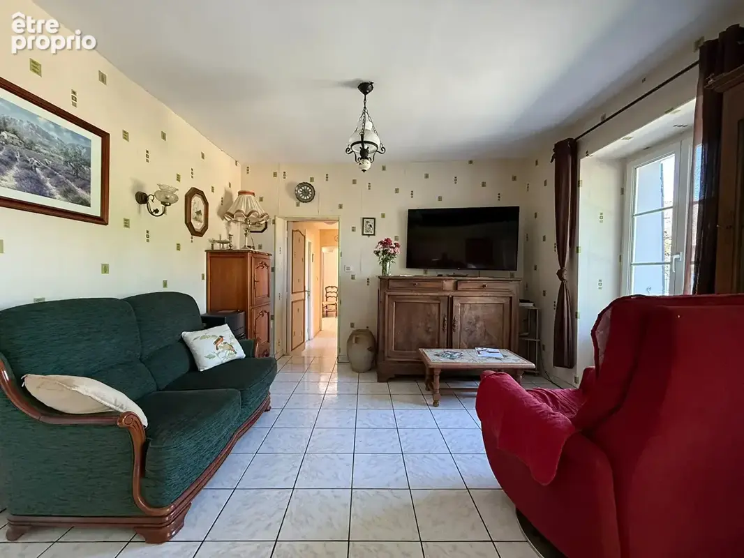 Maison à vendre au Ponts de Cé de plain pied avec jardin clos et arboré - photo 7