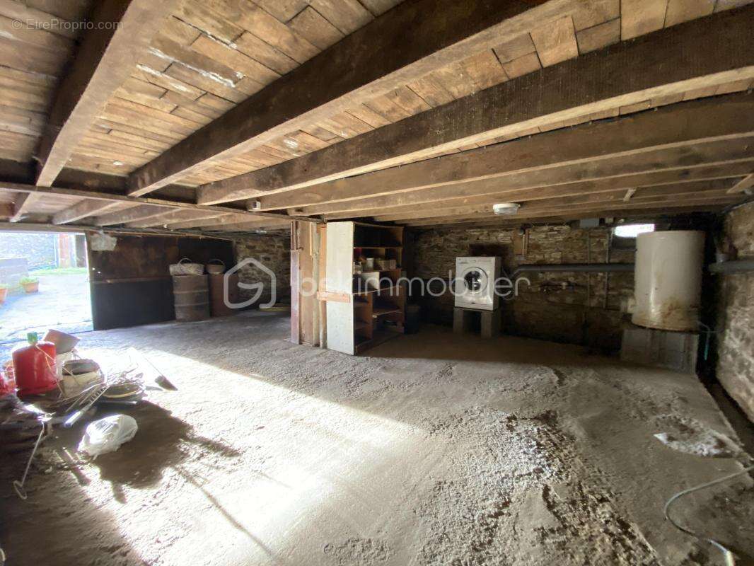 Maison 2 chambres, garage, cave et combles aménageables - photo 12