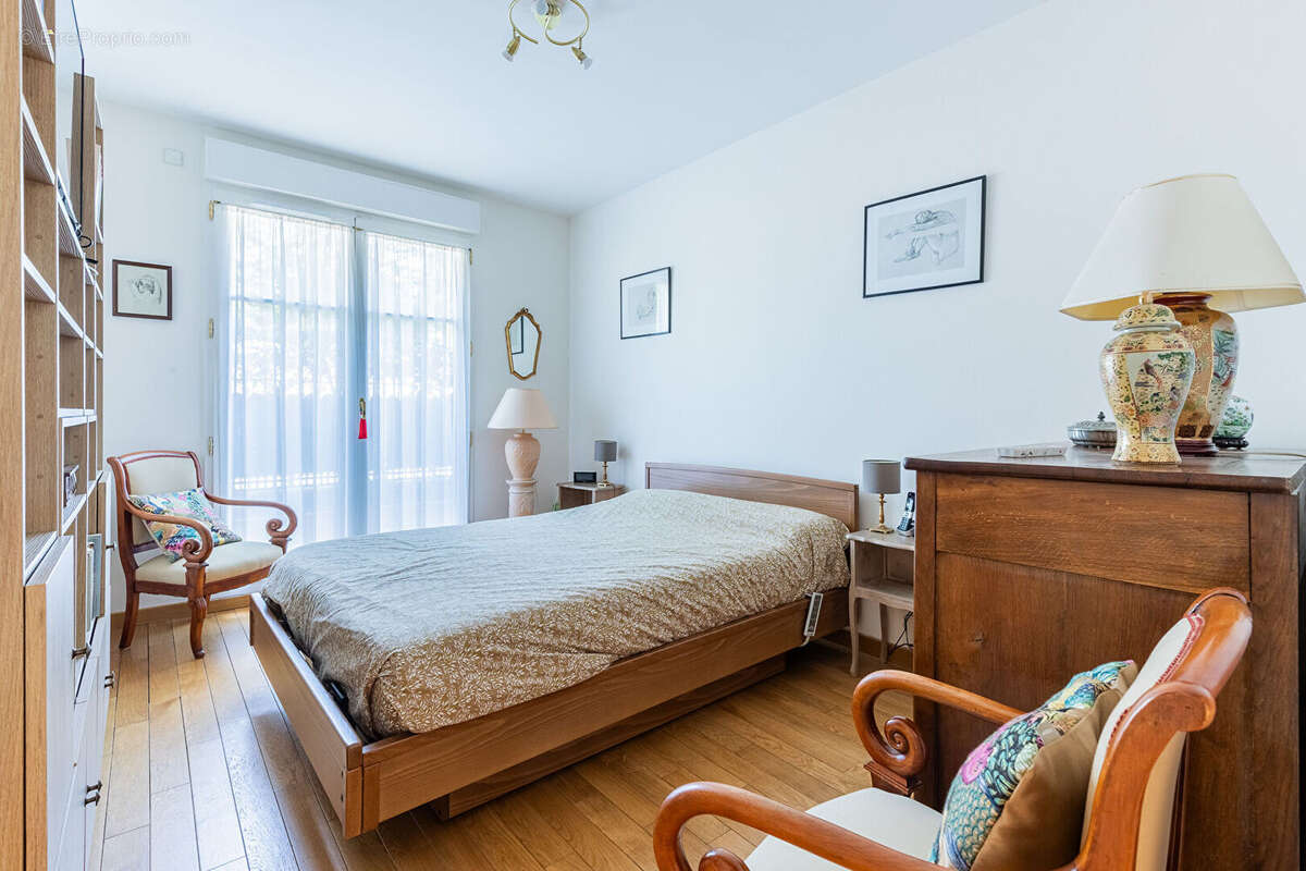 Appartement à VERRIERES-LE-BUISSON