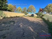 Terrain à SAINT-GENIS-LAVAL