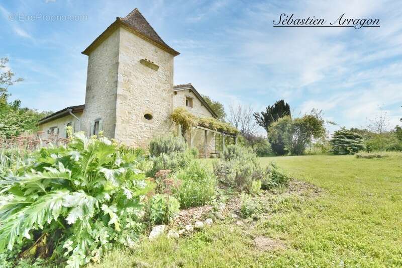 Maison de caractère à vendre 5 pièces  (47) - photo 23