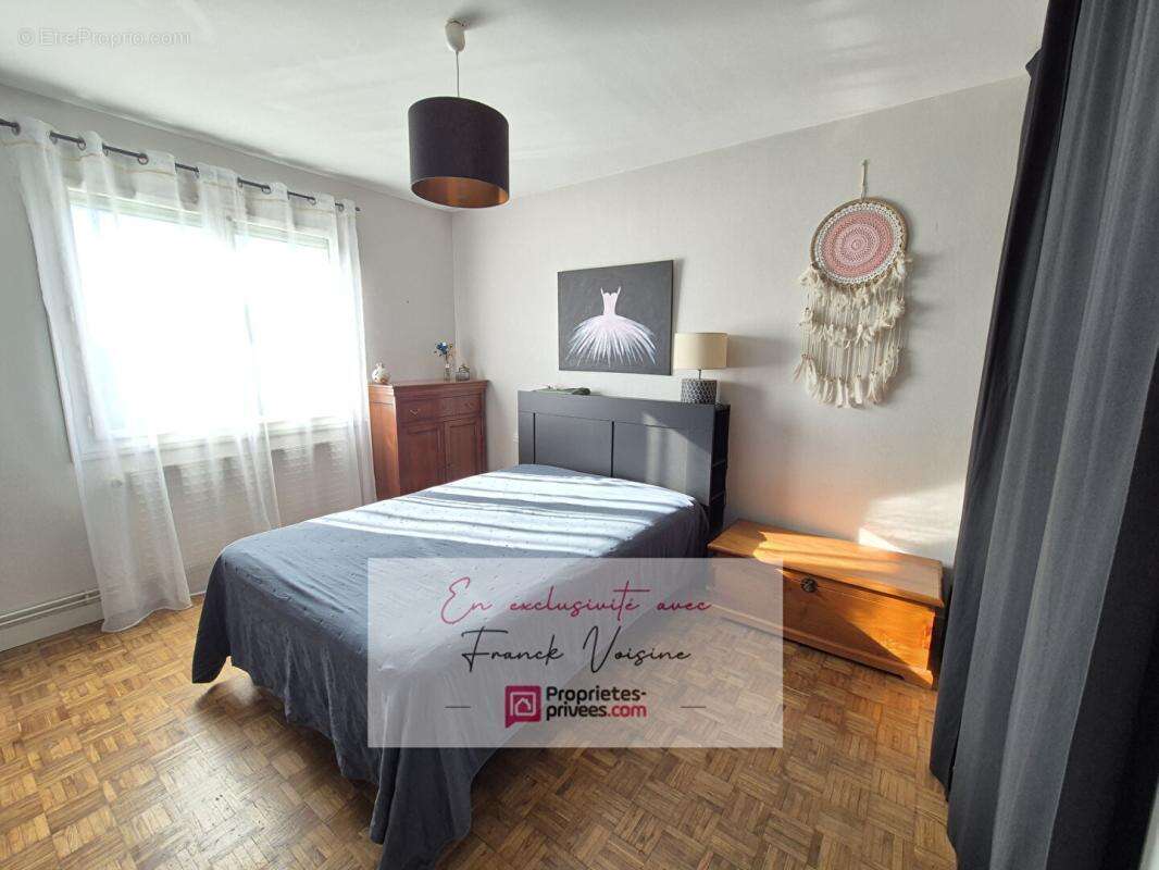 Maison à LES HERBIERS