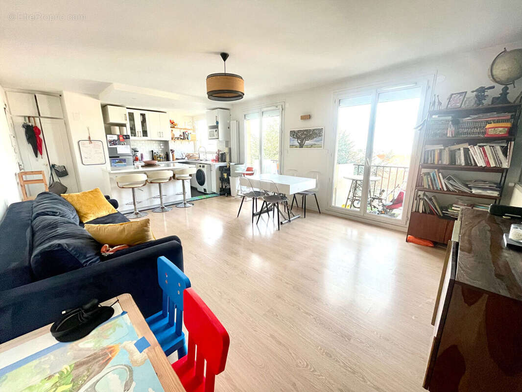 Appartement à COLOMBES