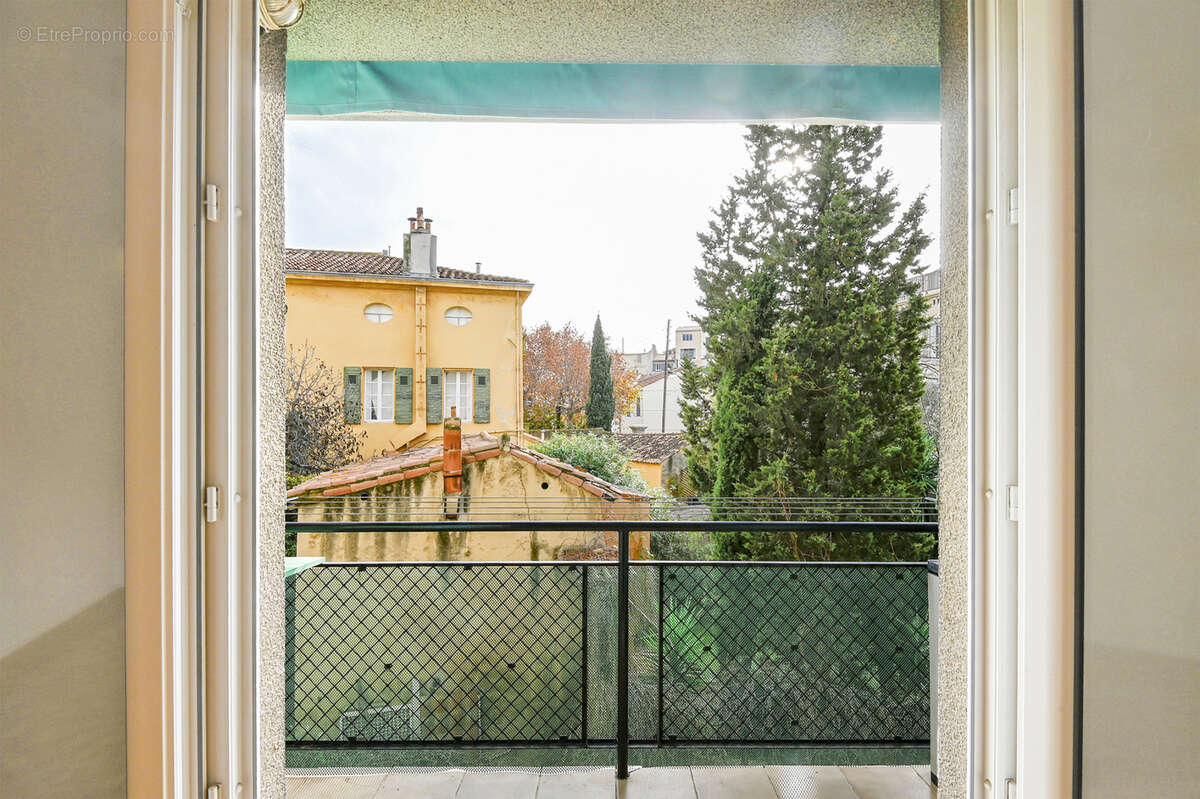 Appartement à MARSEILLE-7E