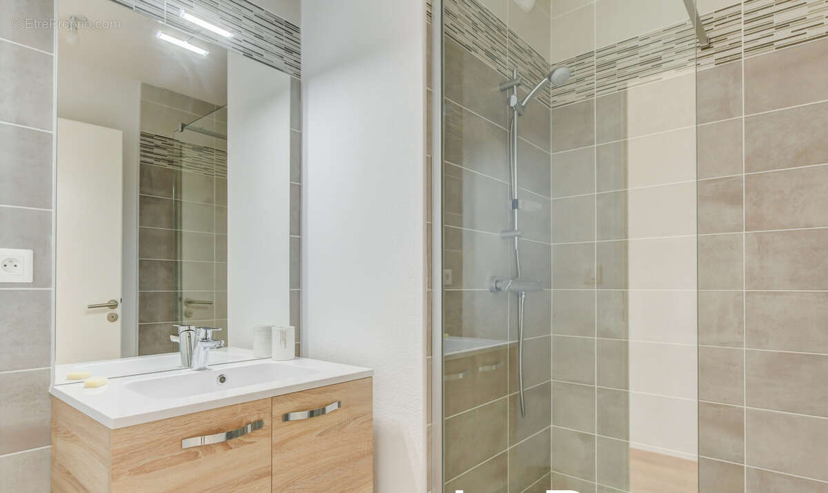 Appartement à SAINT-LOUP-CAMMAS