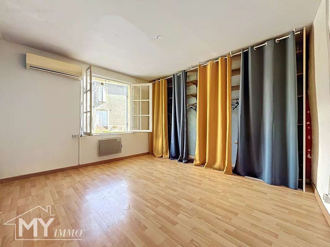 Maison à SAINTE-RADEGONDE