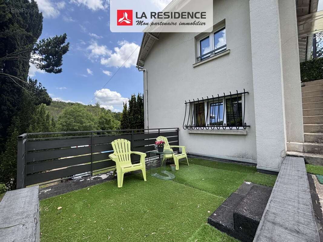 Maison à GOMMECOURT