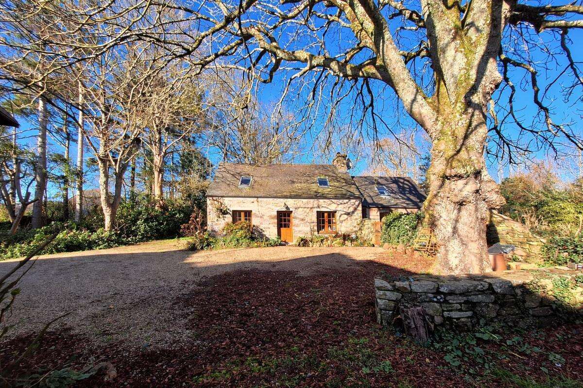 Maison à PLOUEZOC'H