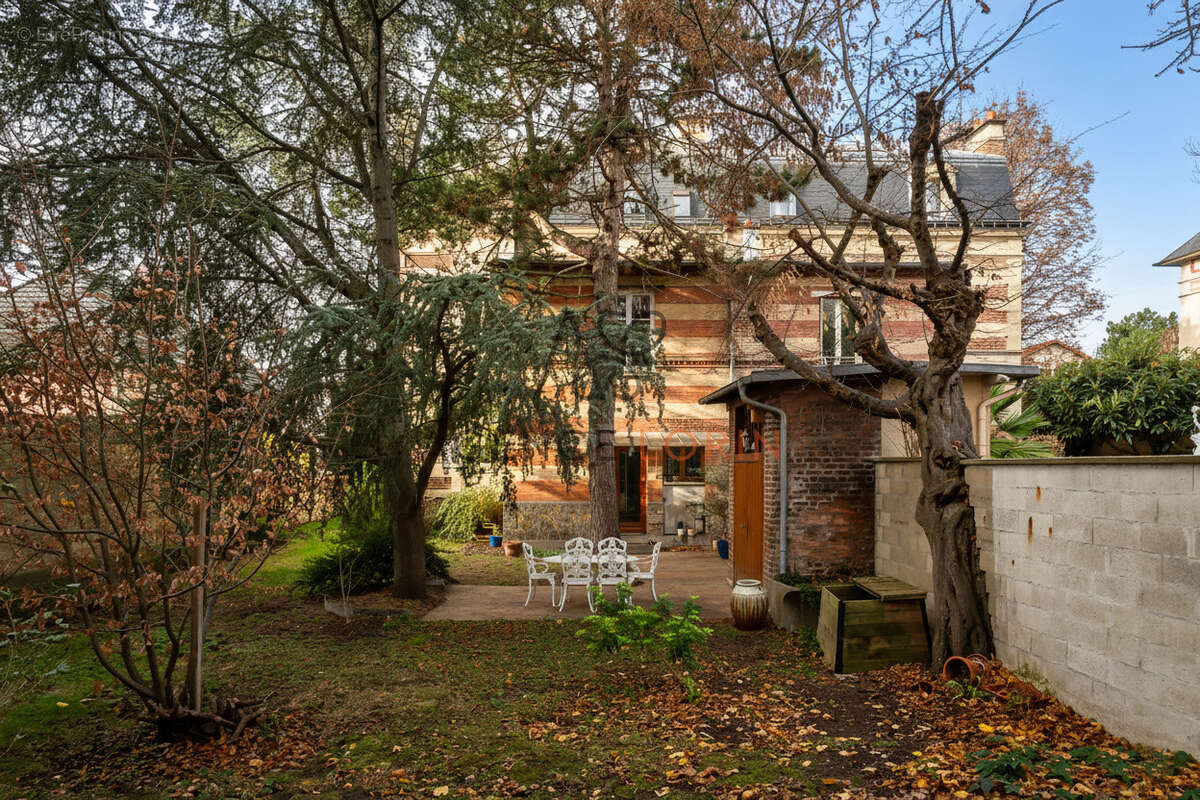 Maison à LE VESINET