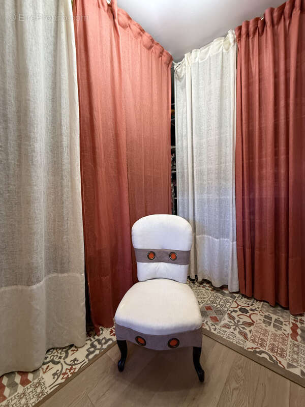 Maison à SAINT-GENIES-DE-FONTEDIT