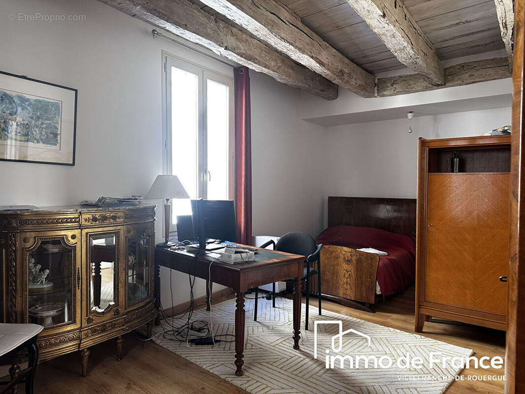 Charmante maison de ville avec terrasse, Villefranche De Rouergue, 129 m², 4 pièce(s) 121 m2 - photo 8