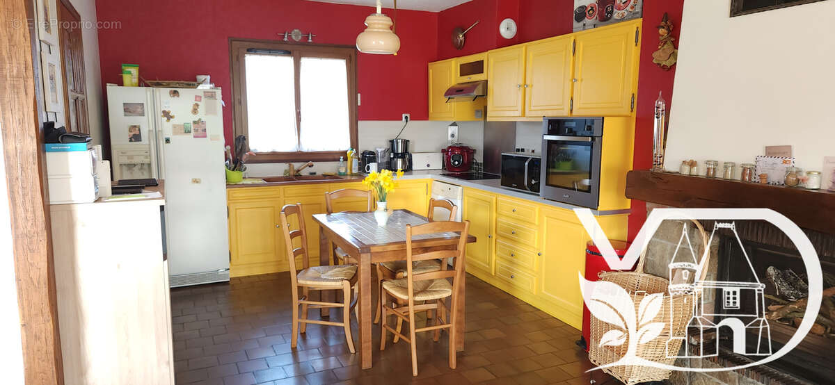 Maison à LACHAPELLE-AUX-POTS