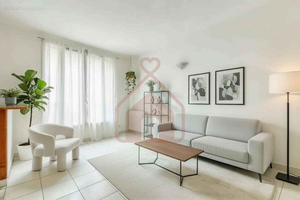Appartement à IVRY-SUR-SEINE
