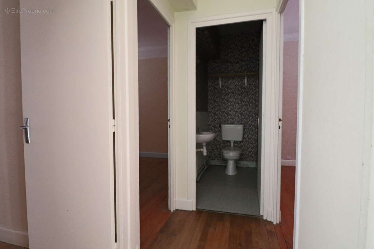 Appartement à SAINT-SAUVES-D&#039;AUVERGNE