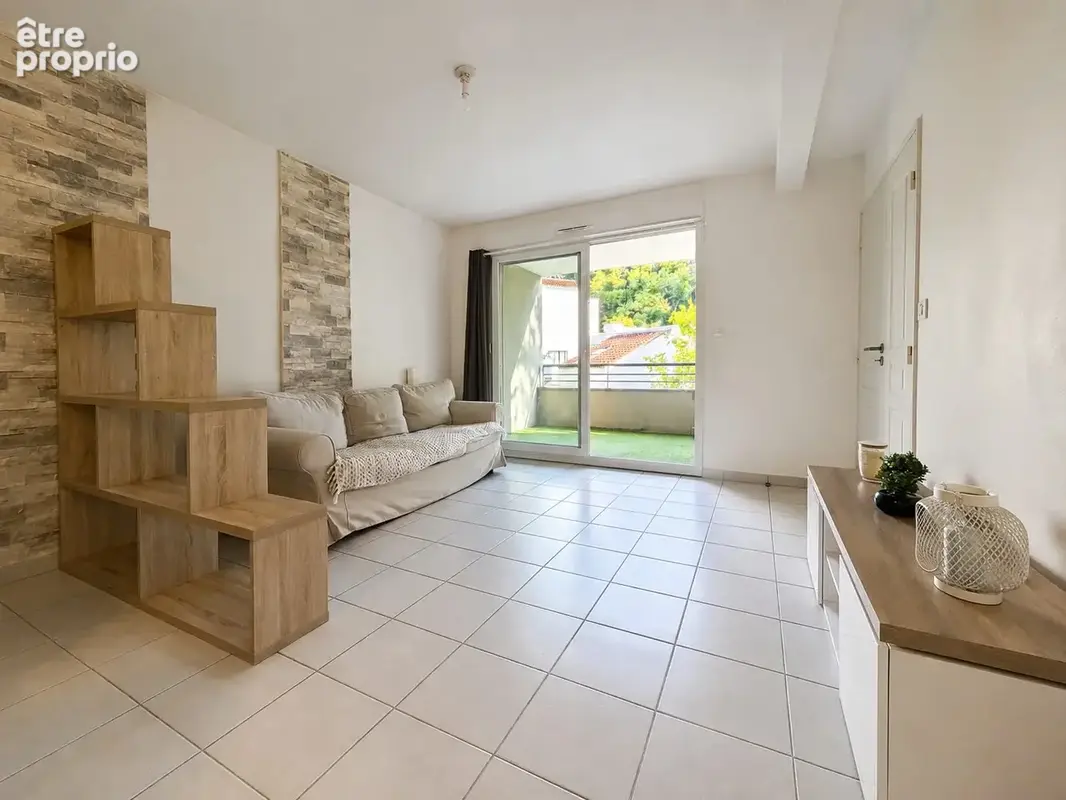 Appartement 2 pièces 50 m² à vendre à Givors (69700) - photo 2