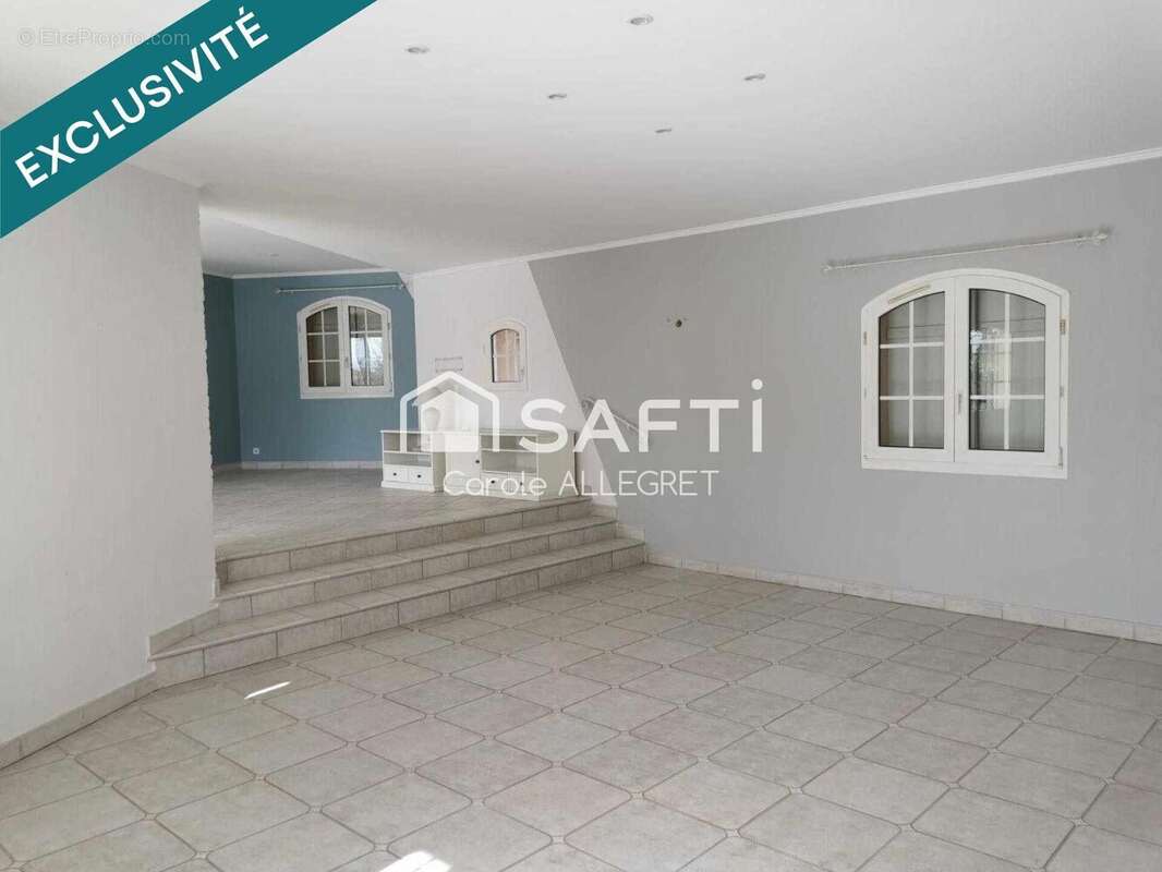 Photo 8 - Maison à BOURG-SAINT-CHRISTOPHE