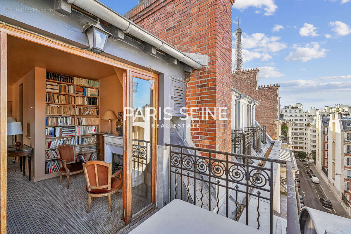 Appartement à PARIS-7E