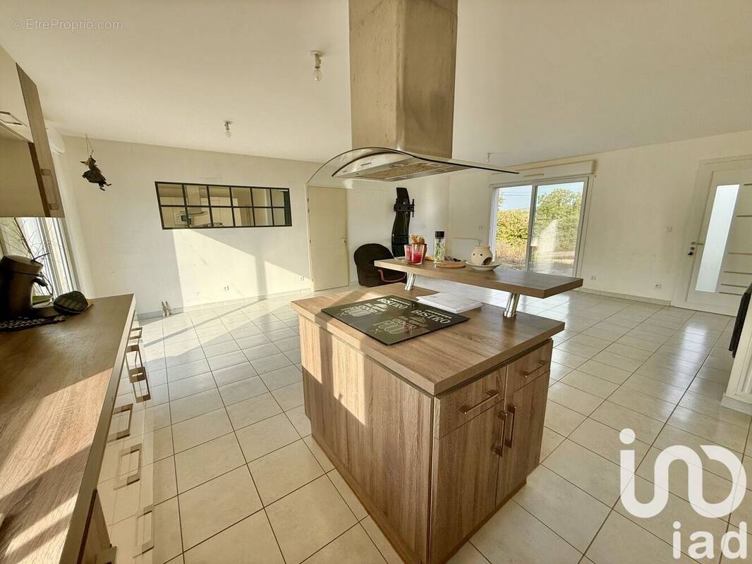 Photo 1 - Maison à CHATEAUNEUF-VAL-DE-BARGIS