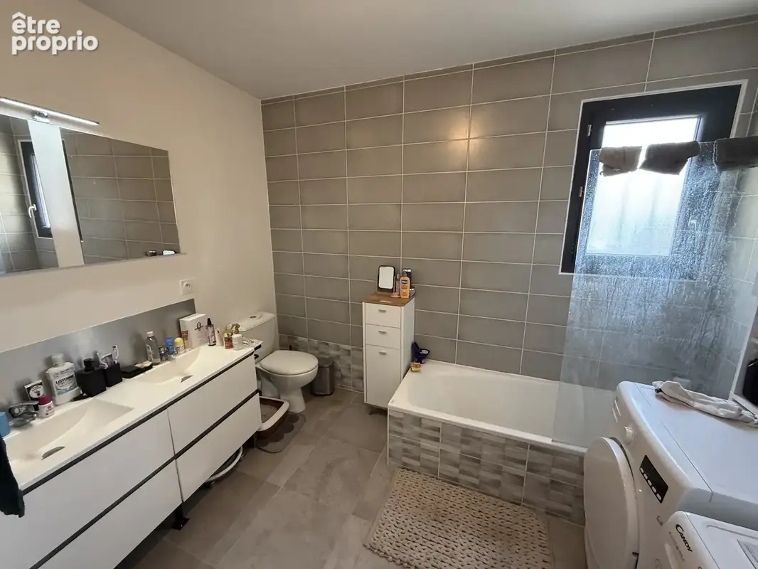 Villa / immeuble de rapport   4 lots loués   2 047 € ht/mois - photo 7