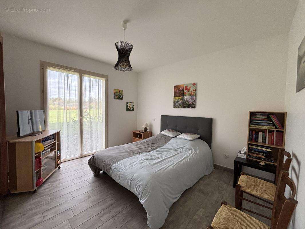 Maison à THEIL-RABIER