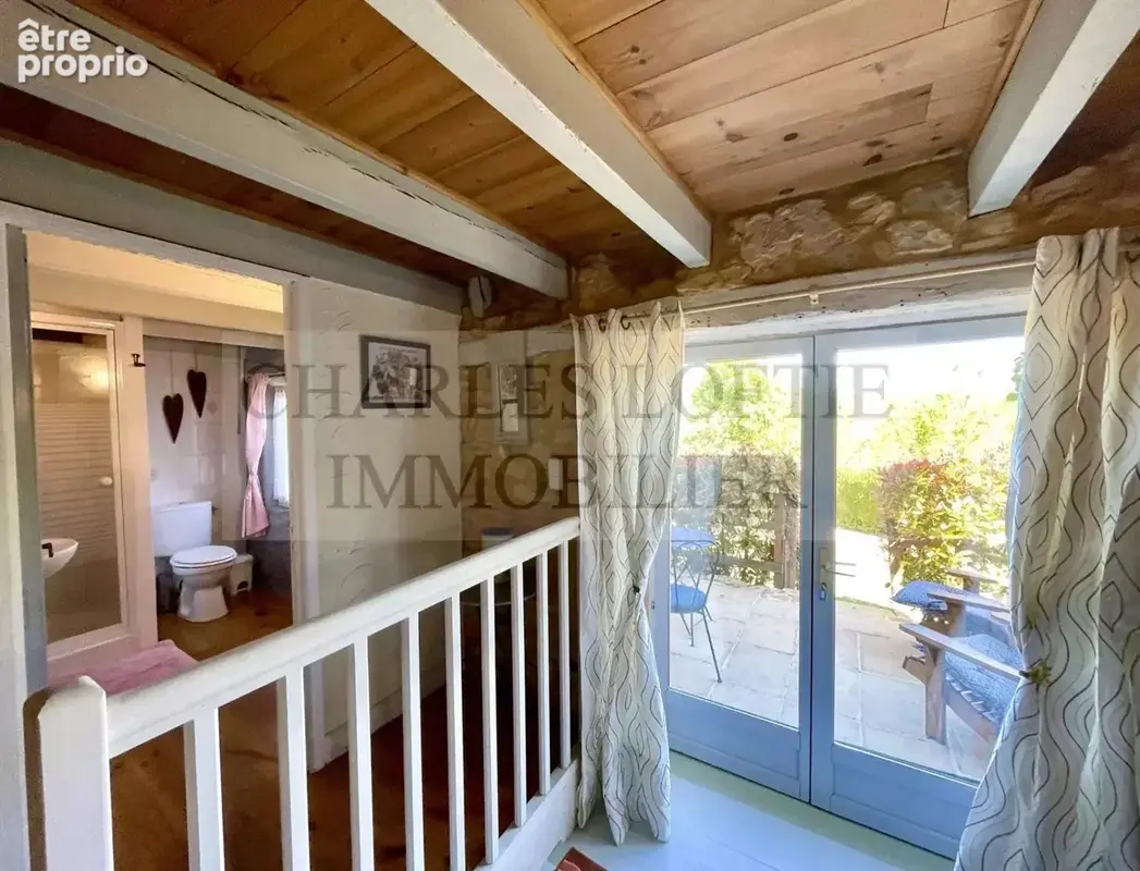 Magnifique ensemble immobilier comprenant une maison prinicipale, trois gîtes et 2 piscines, - photo 19