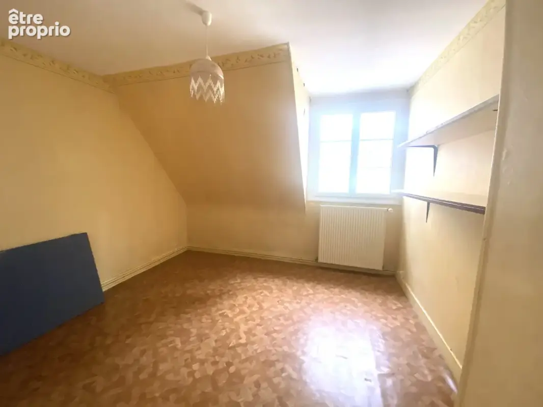 Immeuble situé dans le centre ville de AUMALE - photo 4