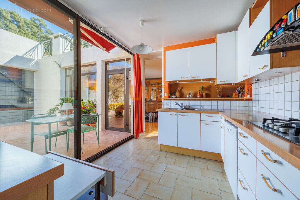 Maison à MARSEILLE-9E