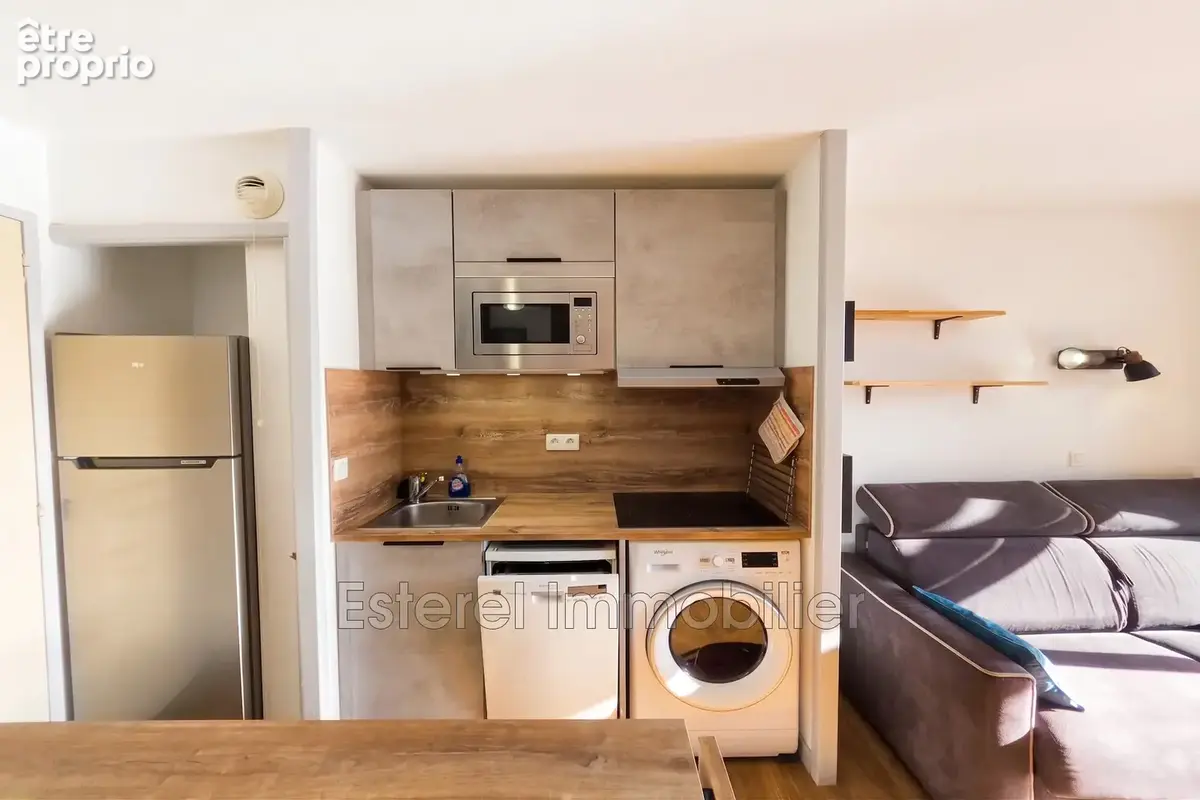Appartement 2 pièces 28 m² à vendre à Saint-Raphael (83700) - photo 3