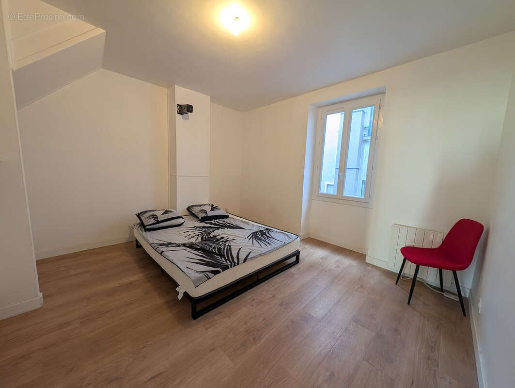 Appartement à GUILHERAND-GRANGES