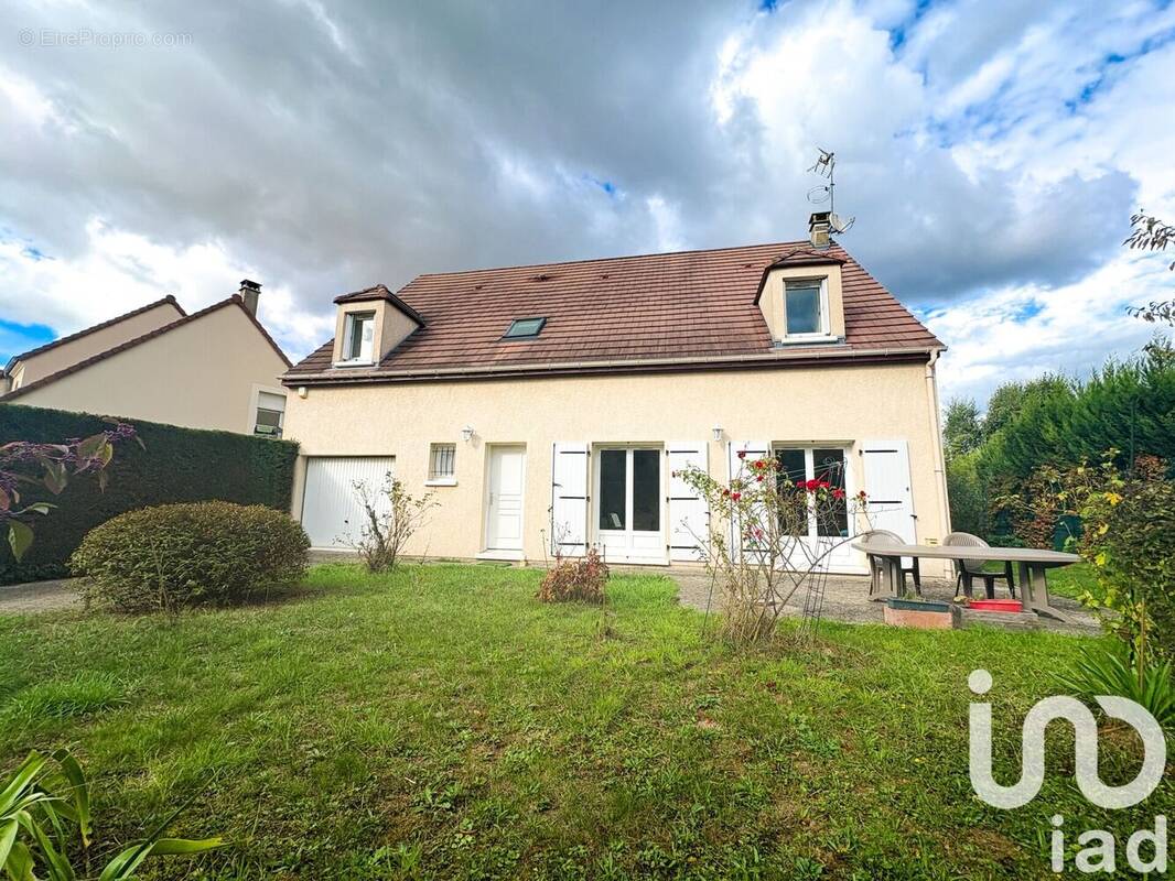 Photo 1 - Maison à MENNECY