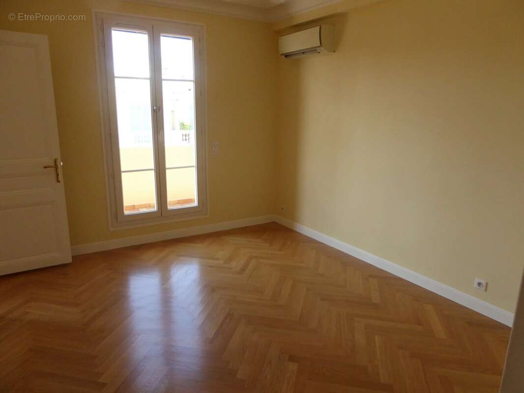 Salle - Appartement à NICE