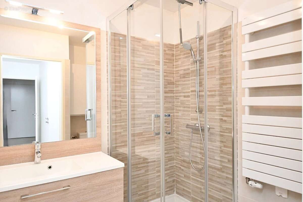 Appartement à CROISSY-SUR-SEINE