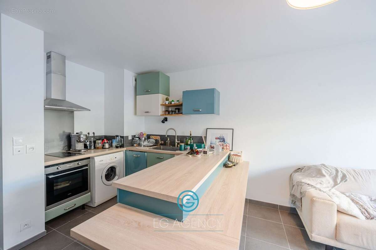 Appartement à MARSEILLE-8E