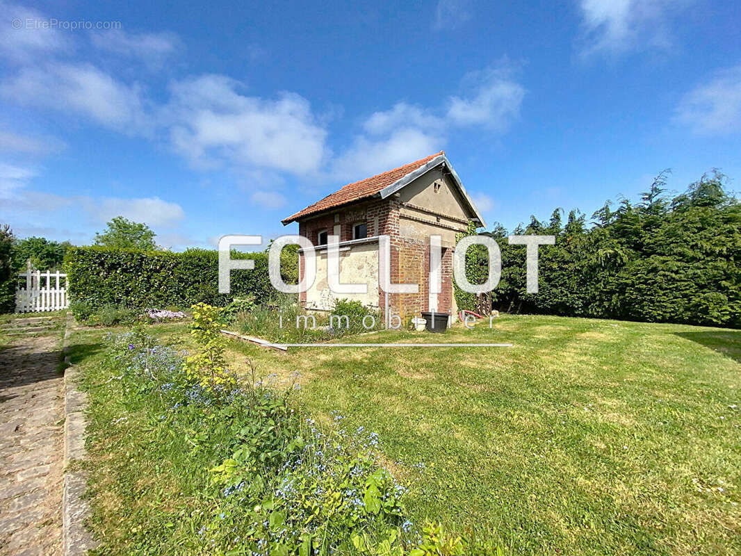 Maison à SAINT-MARTIN-DES-BESACES