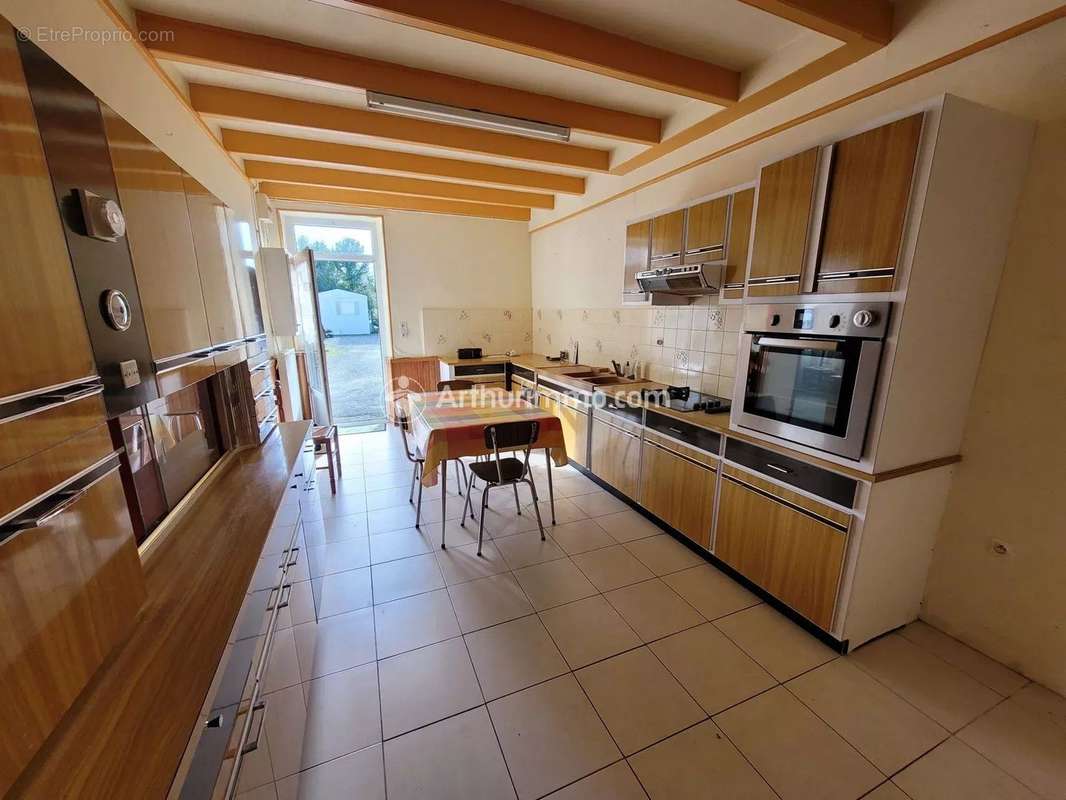 Maison à BERNAY-SAINT-MARTIN