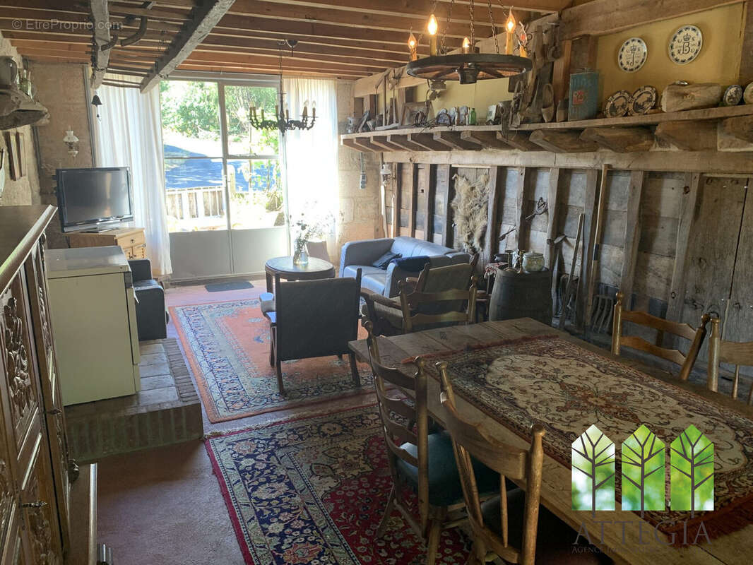 Maison 158 m² à Saint-Dizier-Les-Domaines  - photo 5