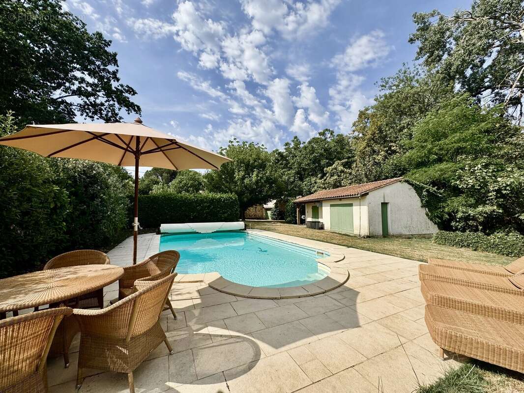 Superbe propriété en bord de la rivière Dordogne - photo 2