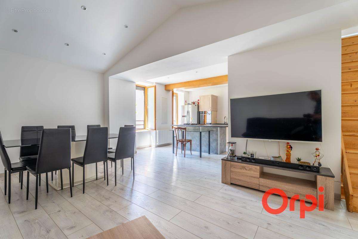 Maison de village rénovée – 2 chambres – Garage – Terrasse – Aucun travaux - photo 7