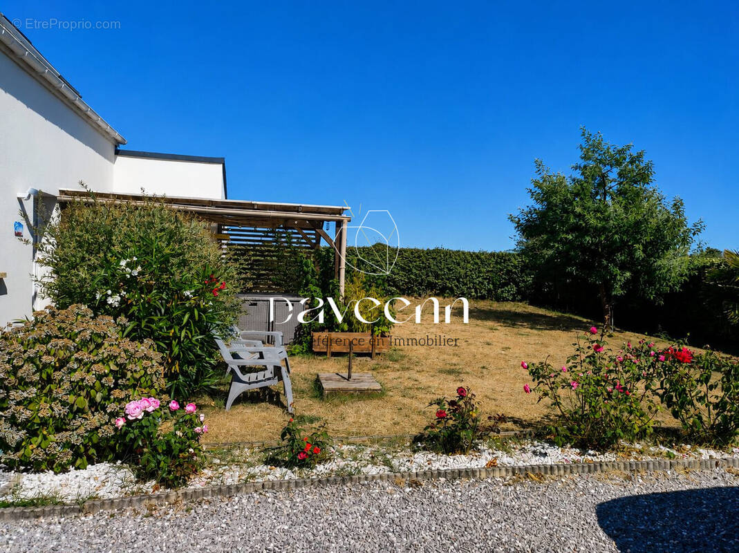 Maison à PLOUHINEC